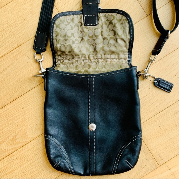 ❌ SOLD ❌ COACH Black Leather Soho Flap Top Crossbody Bag - Picture 5 of 12
